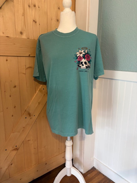 Free Indeed Graphic Tee – Teal Faith-Based Skull & Tomb Shirt